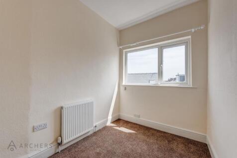 8PickmereRoad(Interior)-12.jpg