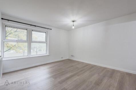 109WestminsterAvenue(Interior)(4of21).jpg