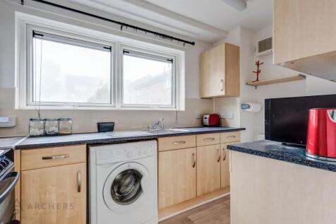 109WestminsterAvenue(Interior)(9of21).jpg