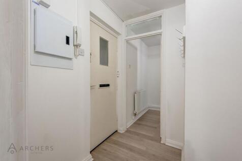 109WestminsterAvenue(Interior)(1of21).jpg
