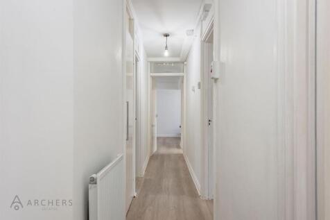 109WestminsterAvenue(Interior)(3of21).jpg