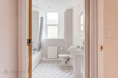 5LadybowerHouse(Interior)-15.jpg