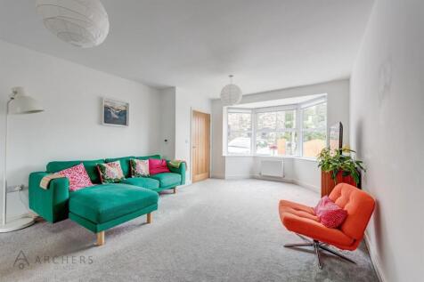 10aFairbarnRoad(Interior)-4.jpg