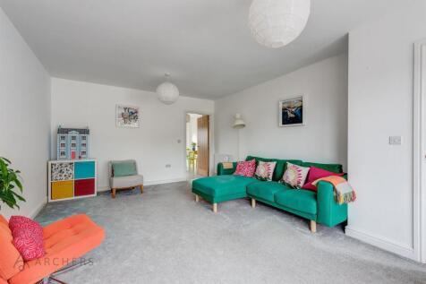 10aFairbarnRoad(Interior)-6.jpg
