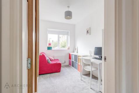 10aFairbarnRoad(Interior)-34.jpg