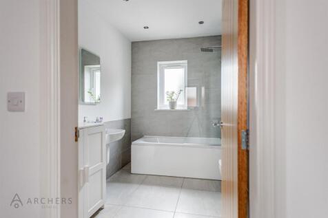 10aFairbarnRoad(Interior)-31.jpg