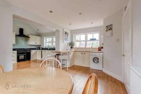 1OakholmeMews(Interior)-2.jpg
