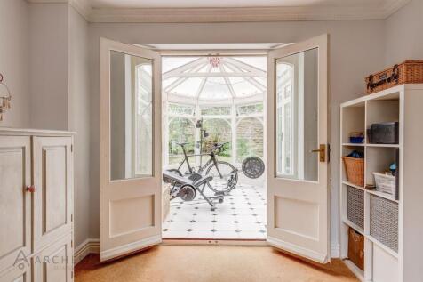 1OakholmeMews(Interior)-14.jpg