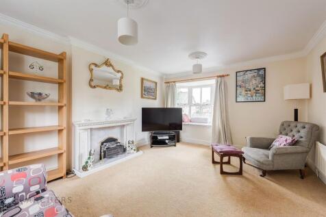 1OakholmeMews(Interior)-18.jpg