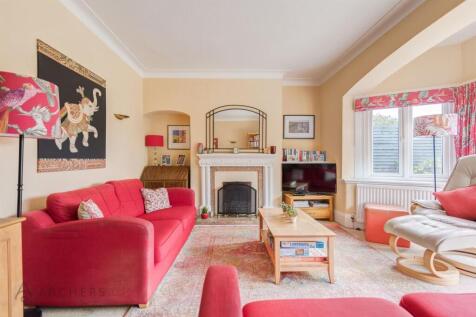 11ChorleyDrive(Interior)-11.jpg