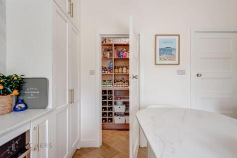 11ChorleyDrive(Interior)-9.jpg