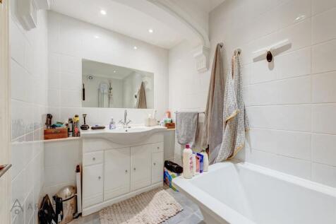 Flat5,16MoorbankRoad(Interior)-16.jpg