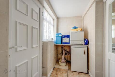 74SandygateRoad(Interior)-13.jpg