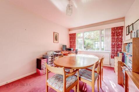 14DenBankClose(Interior)-10.jpg