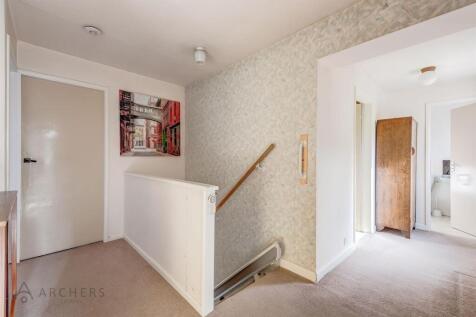 14DenBankClose(Interior)-14.jpg