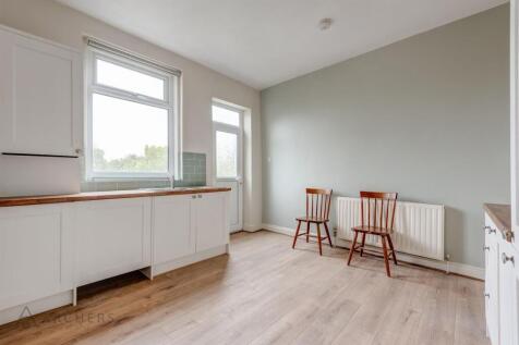 39FultonRoad(Interior)-6.jpg