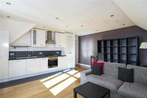 Reception/Kitchen