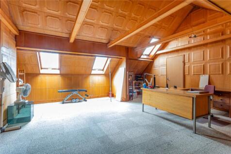 Bedroom 6/ Office