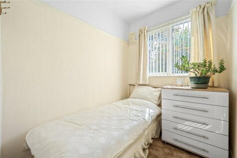 Bedroom Three/Study