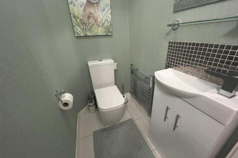 CLOAKS &amp; WC