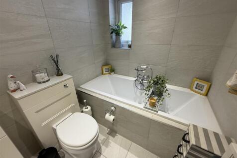 BATHROOM &amp; WC
