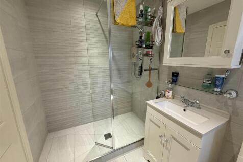 BATHROOM &amp; WC