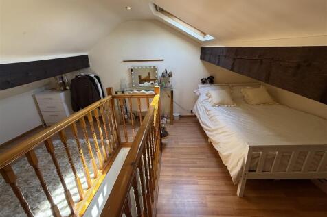 OCCASIONAL ATTIC ROOM
