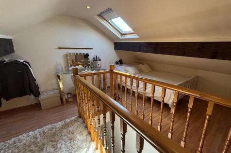 OCCASIONAL ATTIC ROOM
