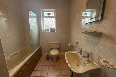 BATHROOM &amp; WC