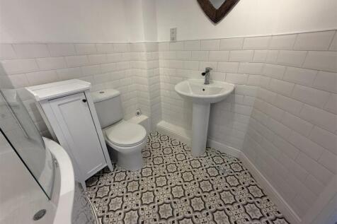 BATHROOM &amp; WC