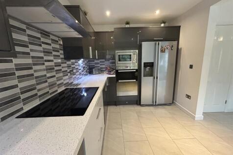 OPEN PLAN KITCHEN &amp; DINER