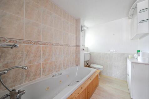 1328137-9-6882000...