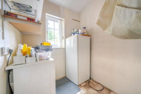 1328137-13-688200...