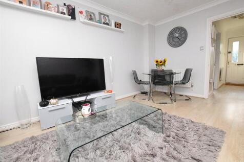 Lounge 2