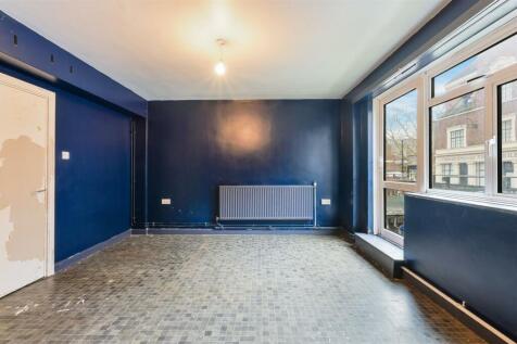 Studio Room