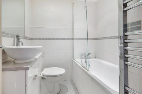 Bathroom / W.C.