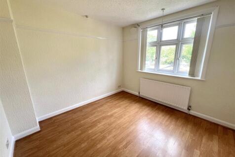 Bedroom 2.jpeg