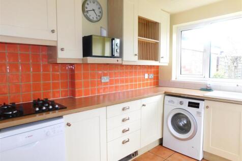 Kitchen.JPG