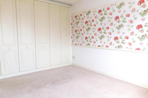 Bedroom1-2.JPG