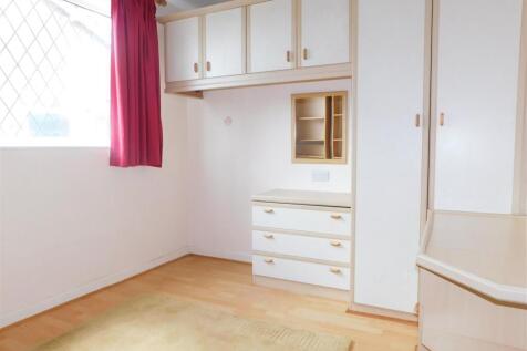 Bedroom 3.JPG