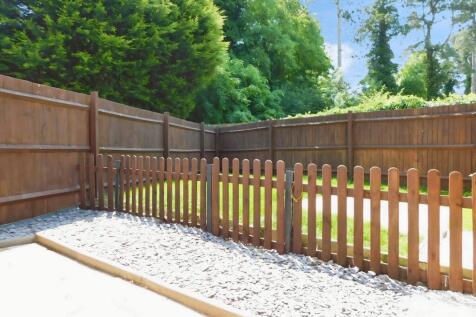 pbox-garden-340975.jpg