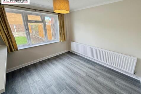 pbox-bedroom-344038.jpg