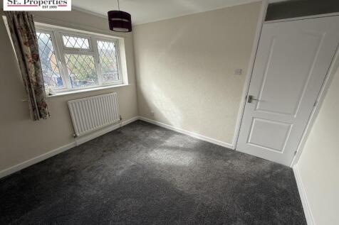 pbox-bedroom-344038.jpg