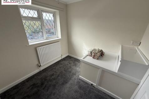 pbox-bedroom-344038.jpg