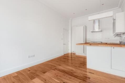 Reception/Kitchen
