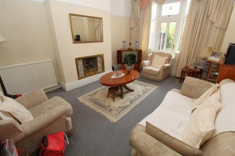 Sitting Room.JPG