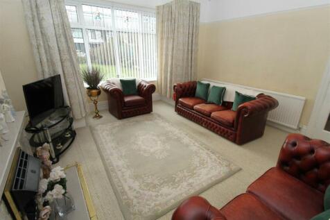 Lounge1.JPG