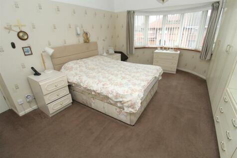 Bed1b.JPG