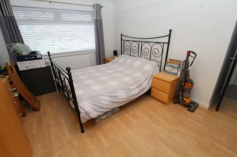 Bed1b.JPG