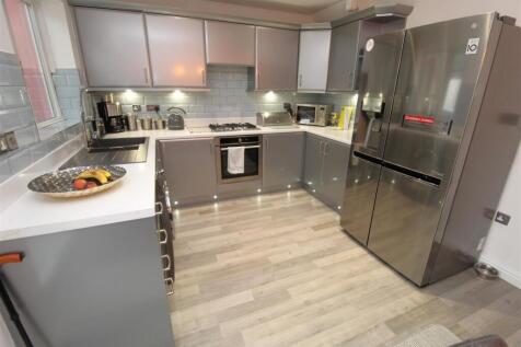 Kitchen4a.JPG
